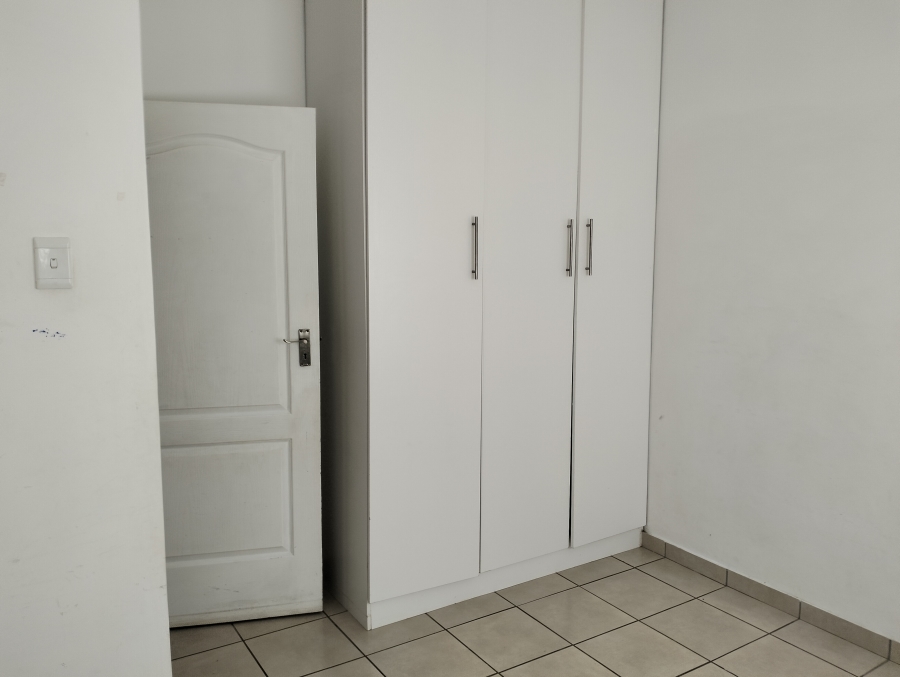 To Let 3 Bedroom Property for Rent in Kruisfontein Eastern Cape